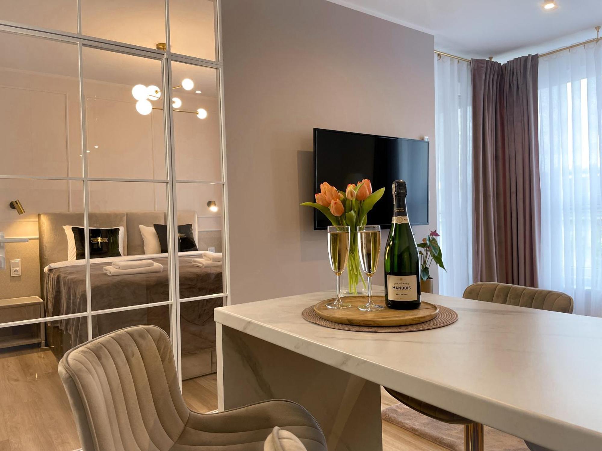 Urban Apartments Luxury Opolska 10 No 29, Free Garage, Self Check-In Kattowitz Exterior foto